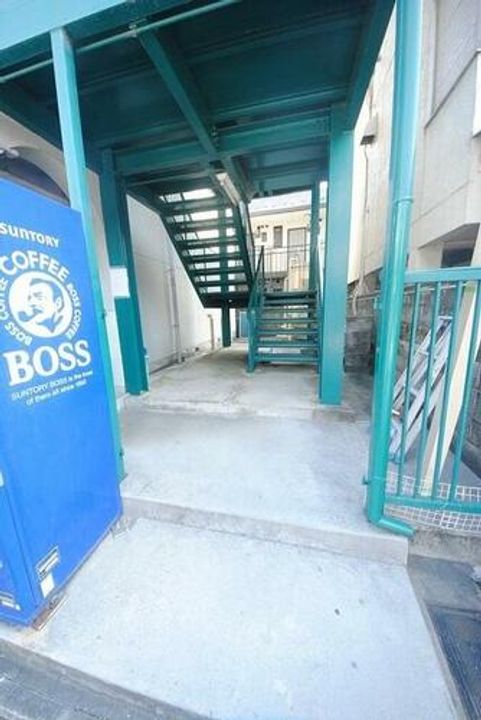 ハイツ白龍の玄関