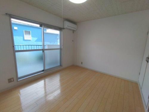 大阪府箕面市新稲1丁目(マンション)の賃貸物件の居間