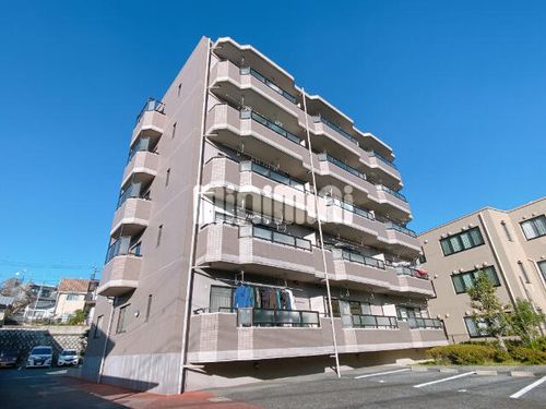 グランシャリオの外観