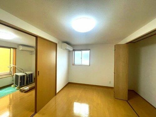 ラムール守口の居間