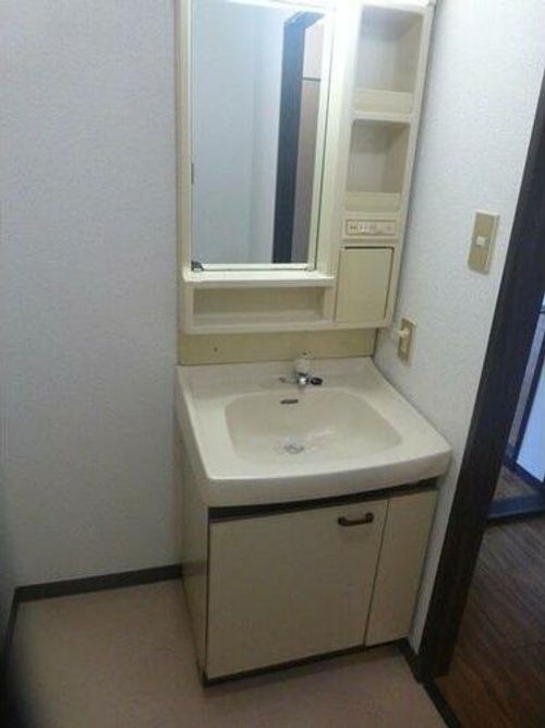 エステイト桐原の内装