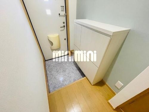 ピアーチェ A棟の玄関