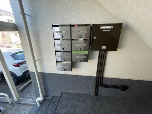 リヴェール保呂の玄関