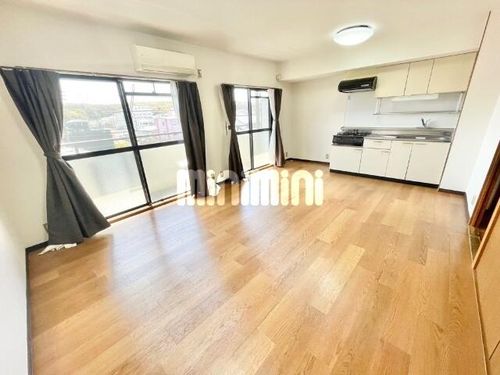 リヴェール保呂の居間