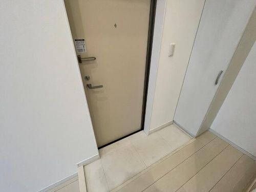 ailes nagoyaの玄関