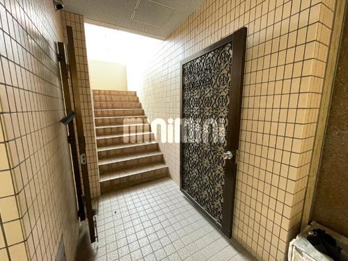 ナビオ杁中の玄関