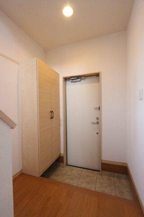 愛知県清須市朝日城屋敷(一戸建)の賃貸物件の玄関