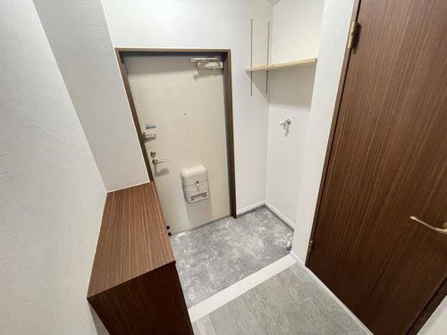 ロアールの玄関