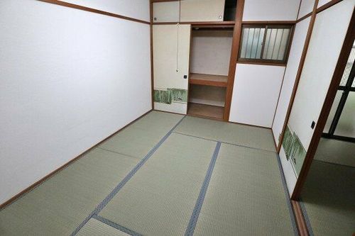 小川マンションの内装