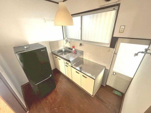 大阪府羽曳野市伊賀6丁目(一戸建)の賃貸物件のキッチン