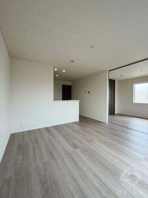 ヴァン ソレイユ 二条の居間