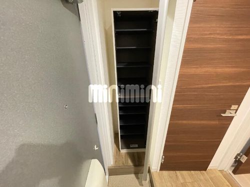 CASA KANOKOの玄関