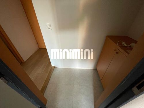 シャルマンの玄関