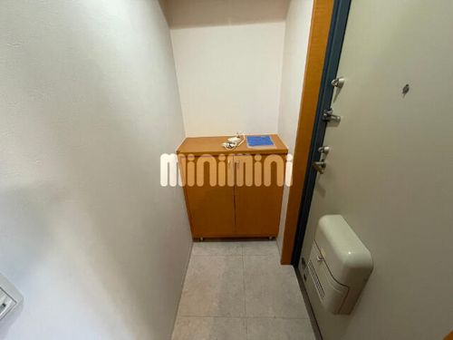 シャルマンの玄関