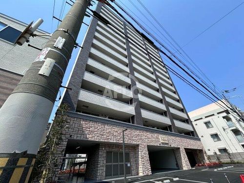 プレジオ帝塚山の外観