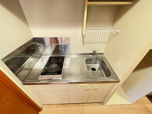 HAPPY FUN 八事石坂のキッチン