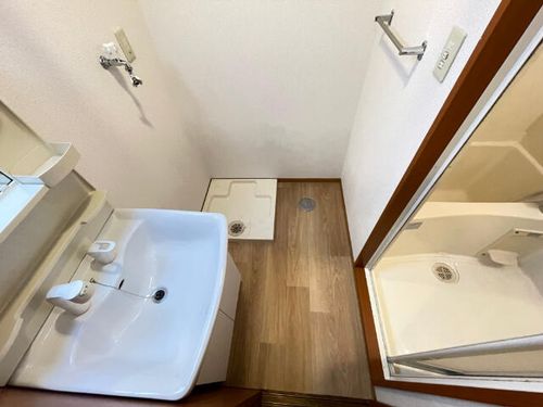 HAPPY FUN 八事石坂の内装