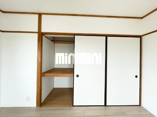 コーポイシカワの内装