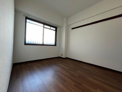 光明池サニーハイツの内装