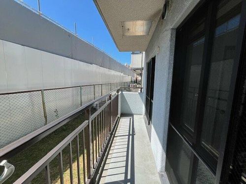 光明池サニーハイツの内装