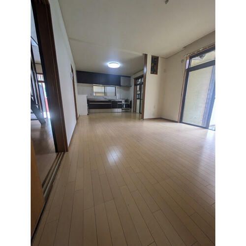 京都府京都市左京区岩倉幡枝町(一戸建)の賃貸物件の居間