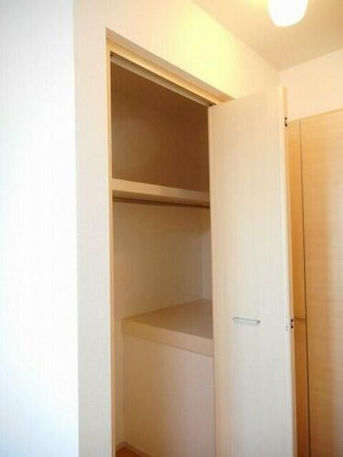 タウン宮東の内装