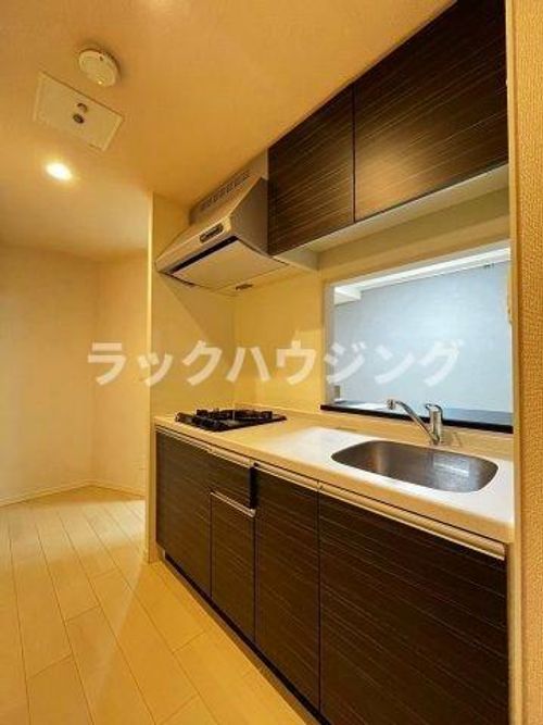 Y‘s Court東梅田のキッチン