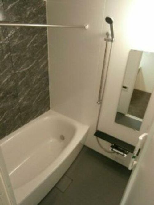 Y‘s Court東梅田の風呂