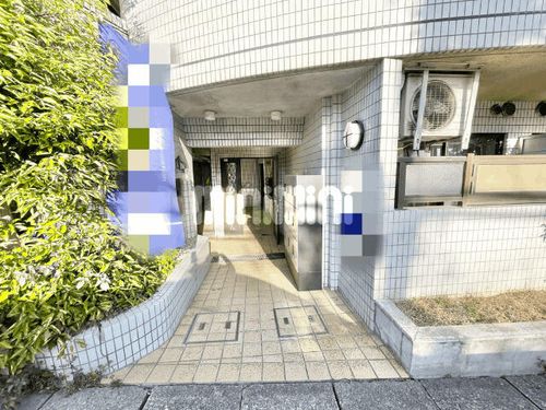 メゾン・ド・ミュールの玄関