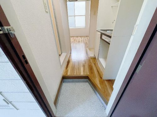 ハイツ極楽Ⅲの玄関