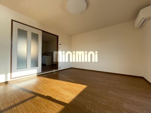 ヴィラローツェのその他画像