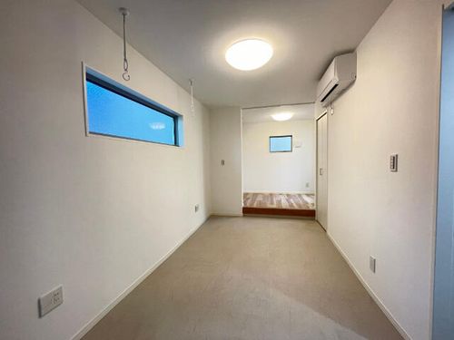 Infina一宮105の居間