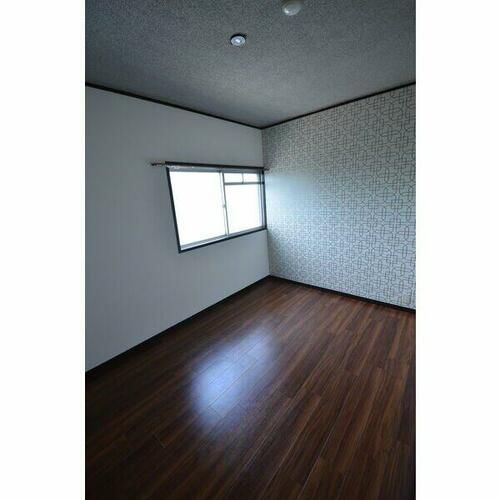 ピアネーズ桜の居間