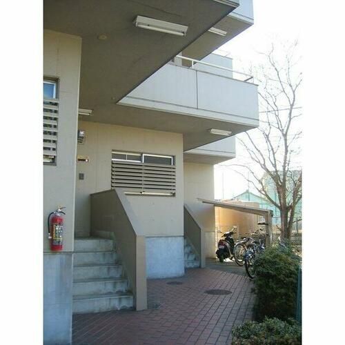 ピアネーズ桜の玄関