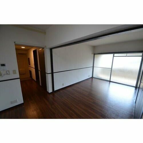 ピアネーズ桜の内装