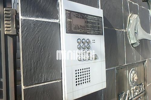 KAISER HOUSEの玄関