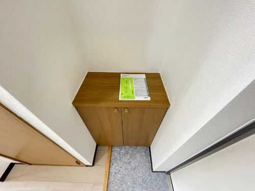 ヤマトマンション昭和橋の玄関