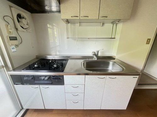 槇塚台C住宅5棟のキッチン