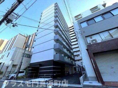 アルティザ江坂の外観