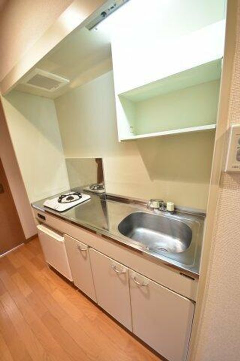 プレサンス新神戸のキッチン