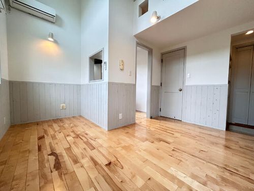 ロフト壱番館の居間