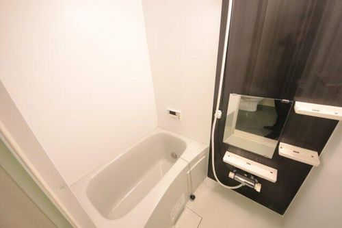 サクシード尼崎202の風呂