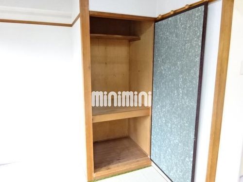 安藤ビルの内装