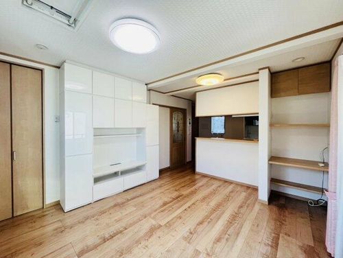 兵庫県神戸市須磨区須磨寺町2丁目(一戸建)の賃貸物件1の居間