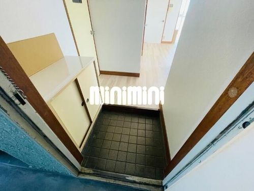 アーベルグ瀬辺の玄関