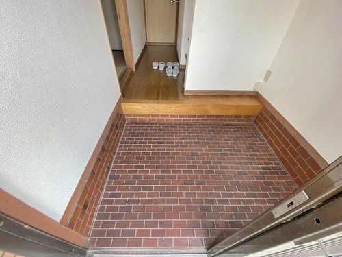 大阪府堺市美原区多治井(一戸建)の賃貸物件の玄関