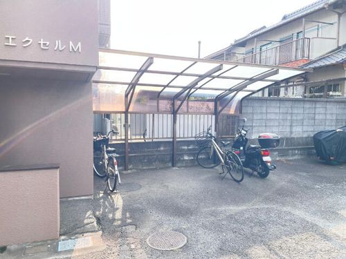 エクセルMの玄関