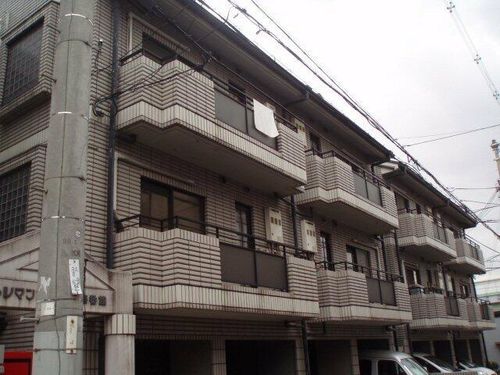 シャルマンフジ堺東壱番館の玄関