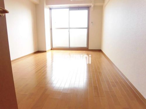 S-FORT上社の居間