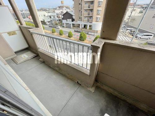 高木ビルの内装